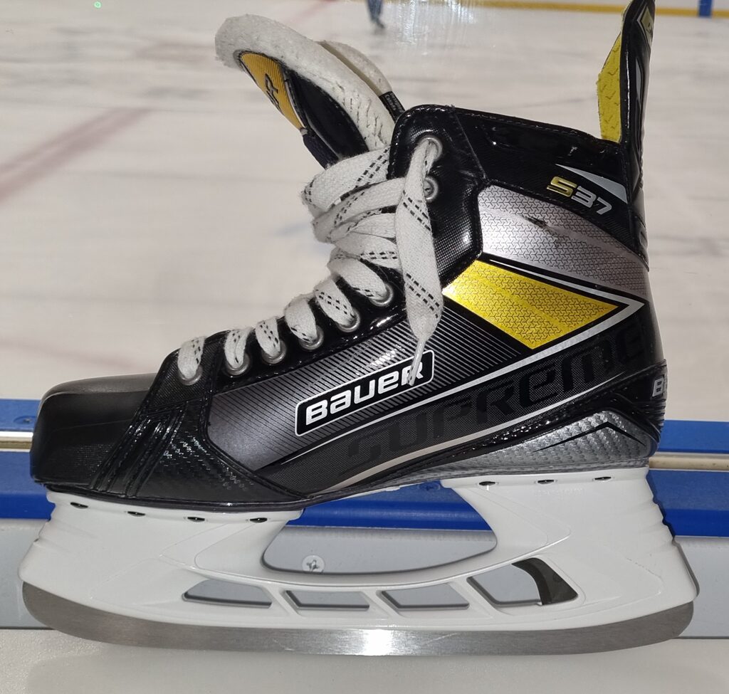 Bauer Supreme S37 Box 8.5 EE